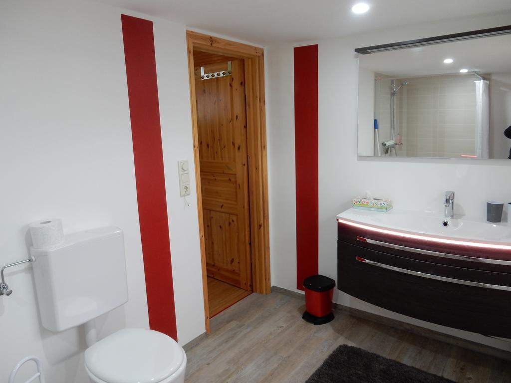 Romantic Wooden Lodge,Sauna,Schwimmteich,Alleinstehend,Absolut Ruhig 헤지슈올덴도르프 외부 사진
