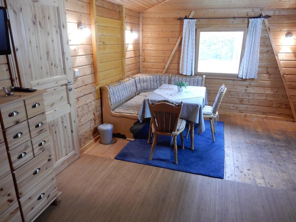 Romantic Wooden Lodge,Sauna,Schwimmteich,Alleinstehend,Absolut Ruhig 헤지슈올덴도르프 외부 사진