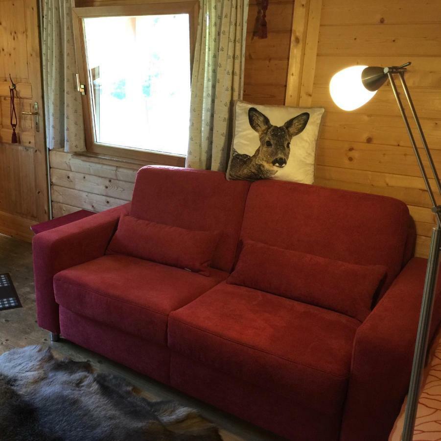Romantic Wooden Lodge,Sauna,Schwimmteich,Alleinstehend,Absolut Ruhig 헤지슈올덴도르프 외부 사진